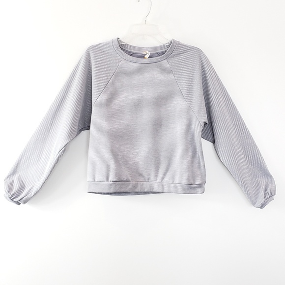 Lucy Tops - Lucy Longsleeve Sweatshirt